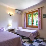 度假居 Mit Garten- Grill Und Terrasse By Interhome *