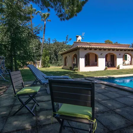 Mit Garten- Grill Und Terrasse By Interhome