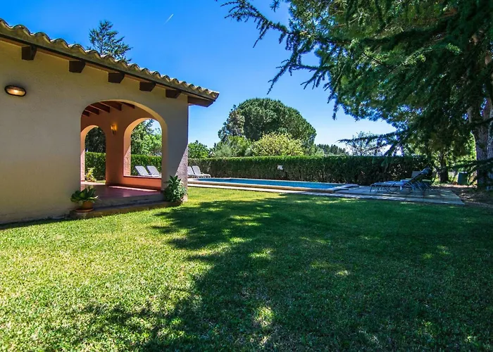 Mit Garten- Grill Und Terrasse By Interhome Ferienhaus