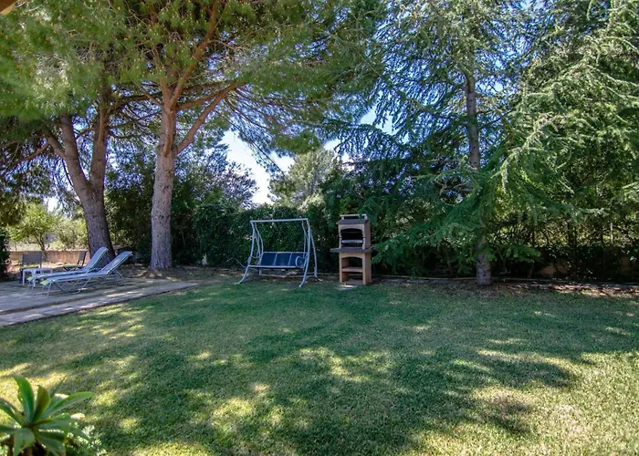 Mit Garten- Grill Und Terrasse By Interhome Pollença