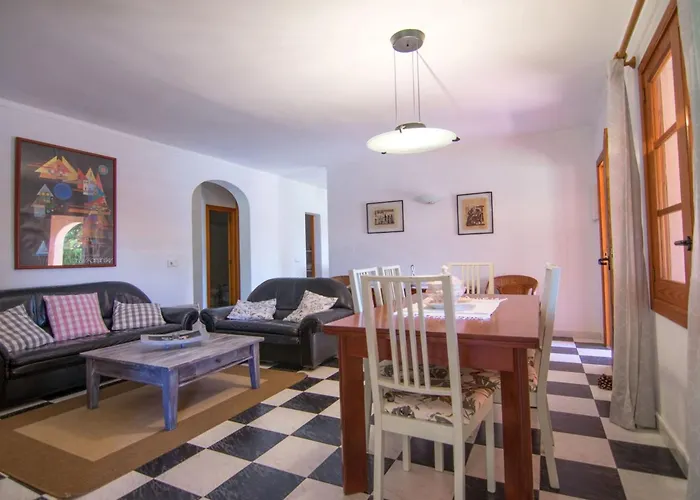 Mit Garten- Grill Und Terrasse By Interhome Holiday home Pollenca