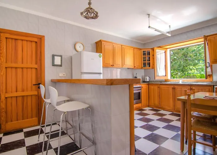 Ferienhaus Mit Garten- Grill Und Terrasse By Interhome