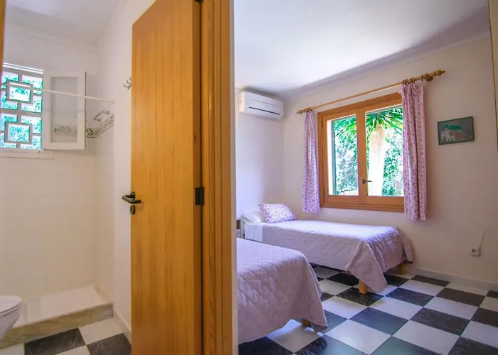 Mit Garten- Grill Und Terrasse By Interhome Holiday home Pollenca