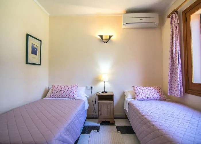 Mit Garten- Grill Und Terrasse By Interhome